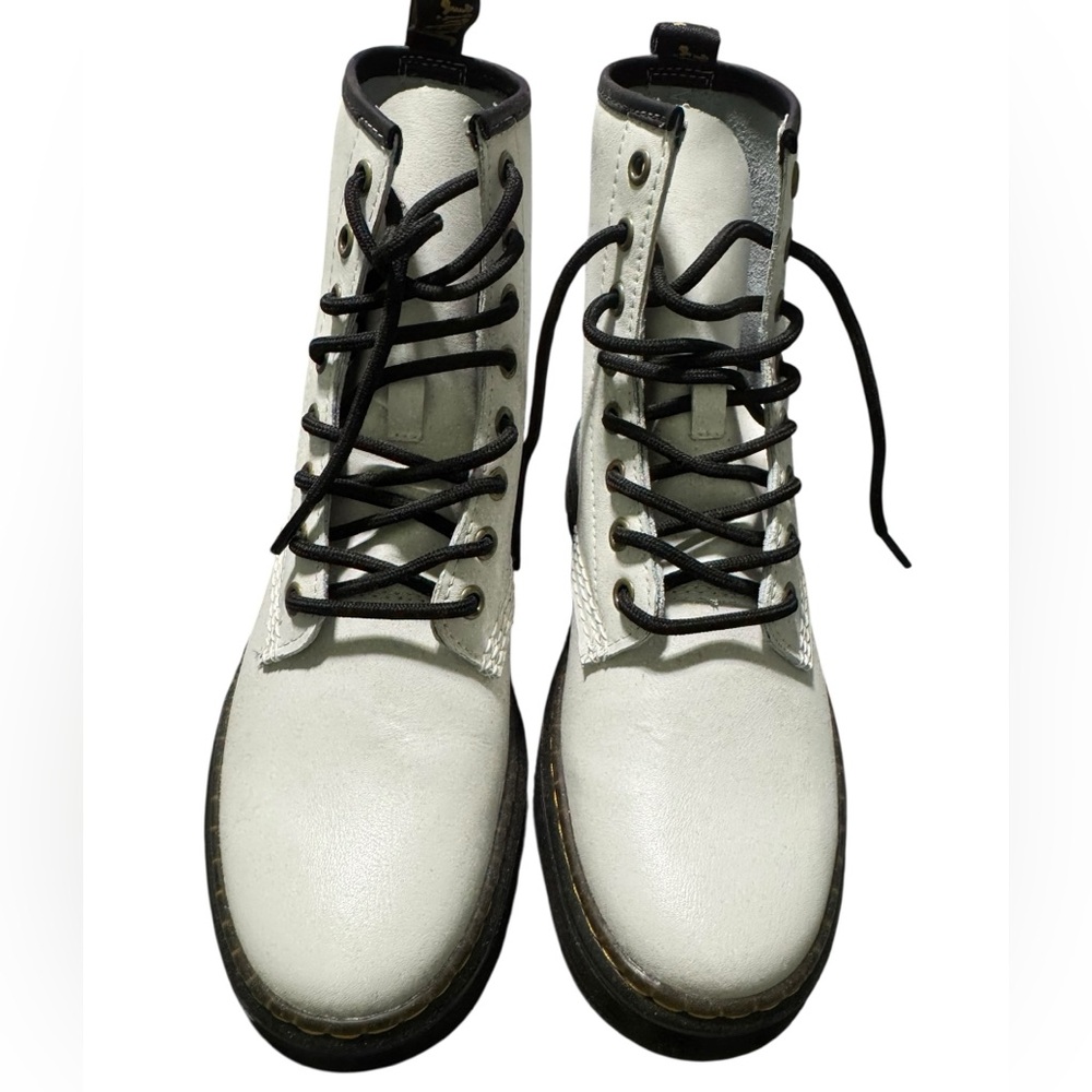 DOC MARTENS ZAVALA WHITE LEATHER BOOTS
